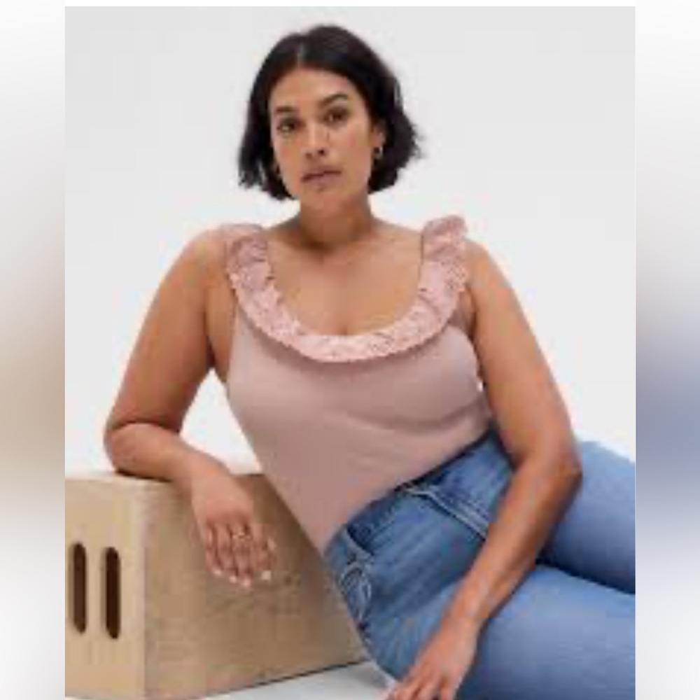 GAP Eyelet Ruffle Neck Ribbed Tank Top - Picture 5 of 13